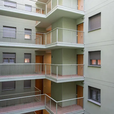 Aura Park Aparthotel Fira Barcelona 4*