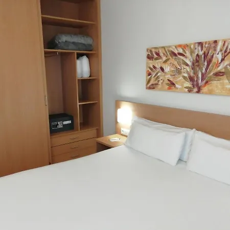 Aura Park Aparthotel Fira Barcelona 4* L'Hospitalet de Llobregat