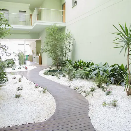 Aura Park Aparthotel Fira Barcelona