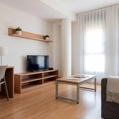 Aura Park Aparthotel Fira Barcelona 4*