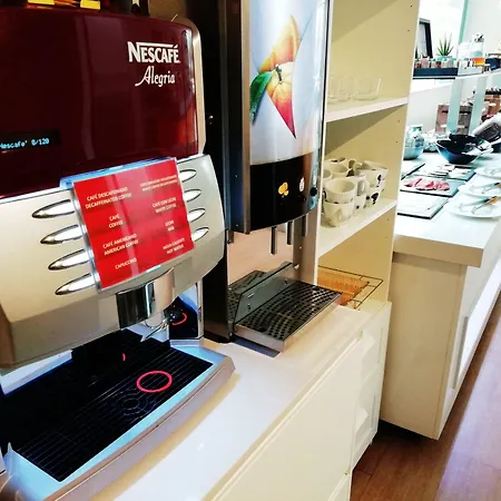 Aura Park Aparthotel Fira Barcelona 4*