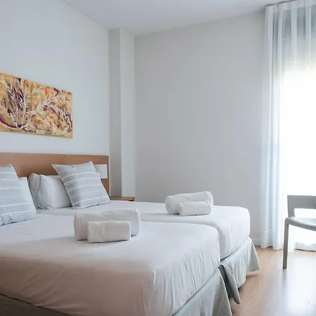Апартаменты Aura Park Aparthotel Fira Barcelona 4*