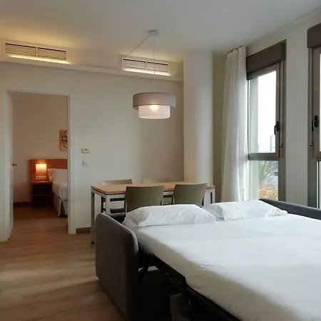 Апартаменты Aura Park Aparthotel Fira Barcelona
